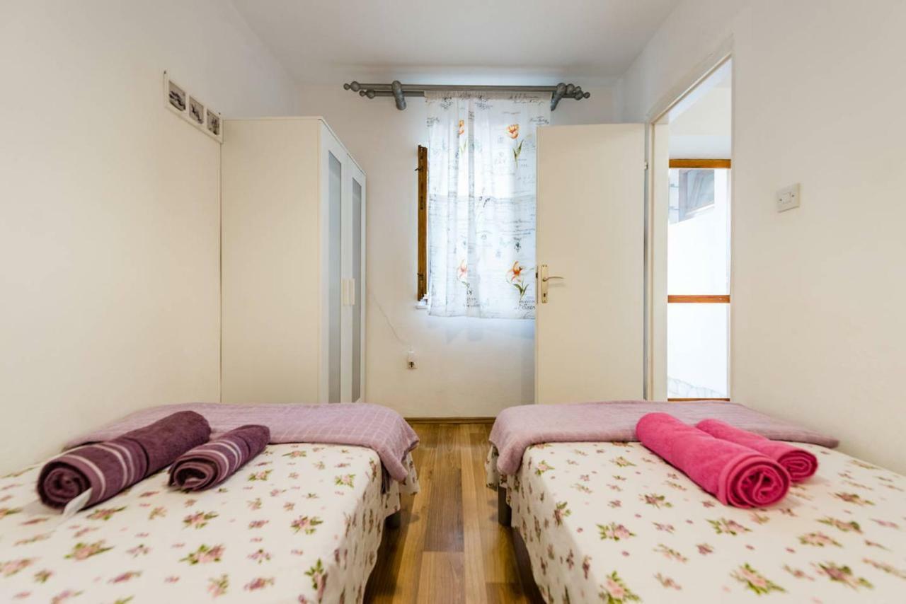 Apartment Pjaca Postira Eksteriør bilde